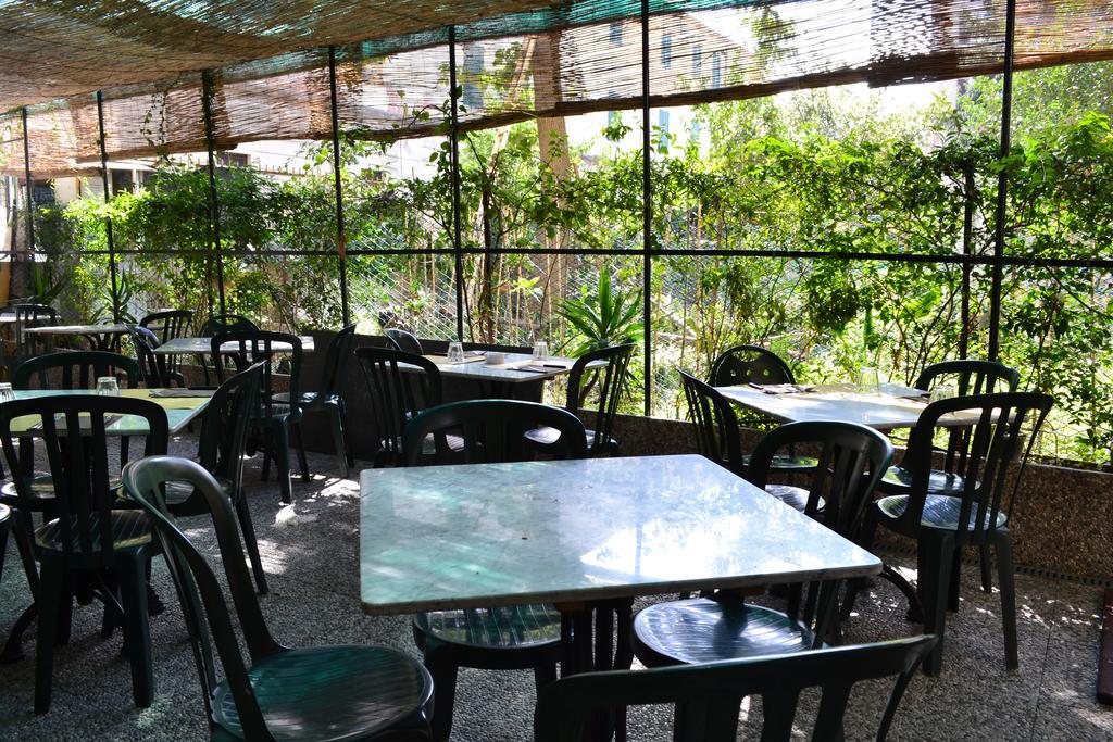 Bella Napoli Guesthouse Trattoria Pizzeria La Spezia Exterior foto